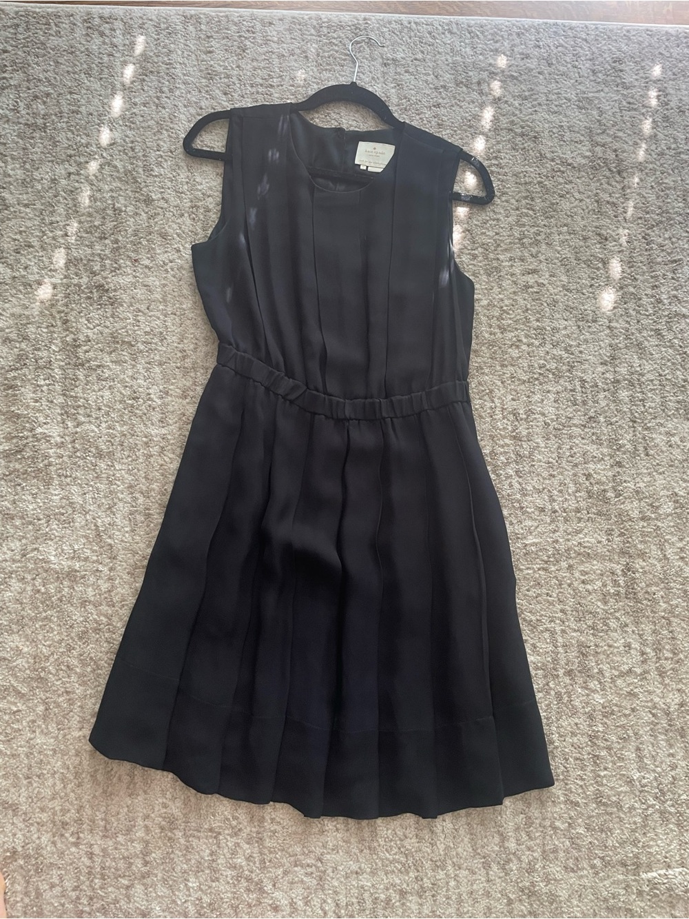 Kate Spade Black Sleeveless Pleated Women’s Dress with pockets